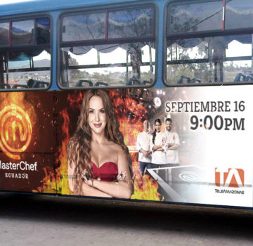 MasterChef Ecuador Estreno Campaña Publicitaria Vladimir Zambrano Bus Urbano