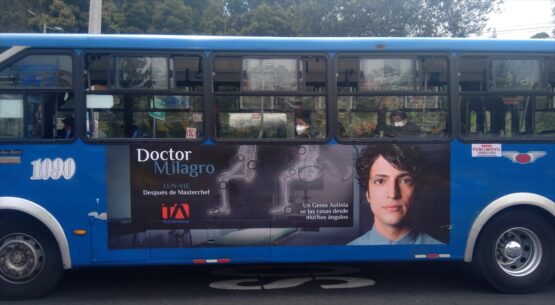 Doctor Milagro Campaña Publicitaria Vladimir Zambrano Buses Urbanos BTL