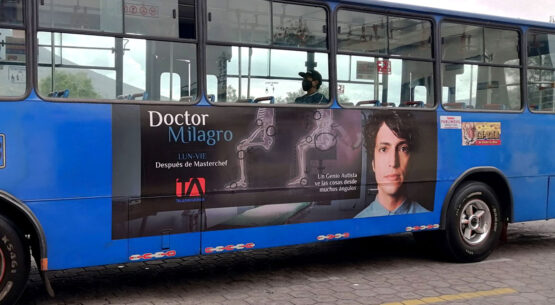 Doctor Milagro Campaña Publicitaria Vladimir Zambrano Buses Urbanos BTL