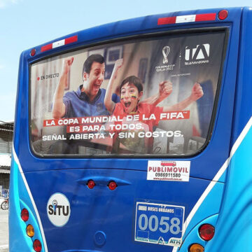 Mundial-Qatar-2022-Teleamazonas-Vladimir-Zambrano-Bus-Posterior